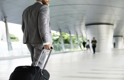 Mejorando la experiencia de viaje: el impacto del envío de maletas en empresas turísticas